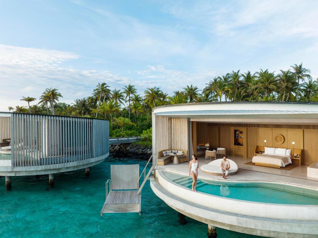 The Ritz-Carlton Maldives, Fari Islands (North Male atoll) 5*