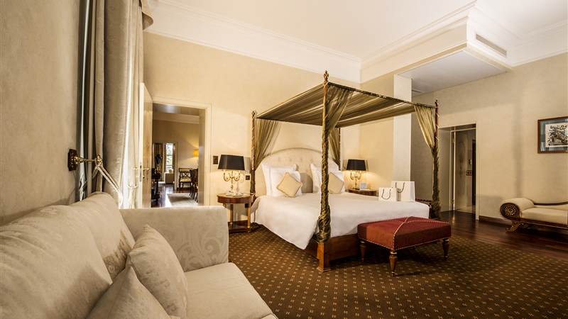 HOTEL METROPOLE 5*