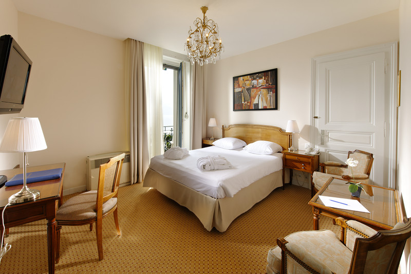 Hotel Eden Palace Au Lac 4*