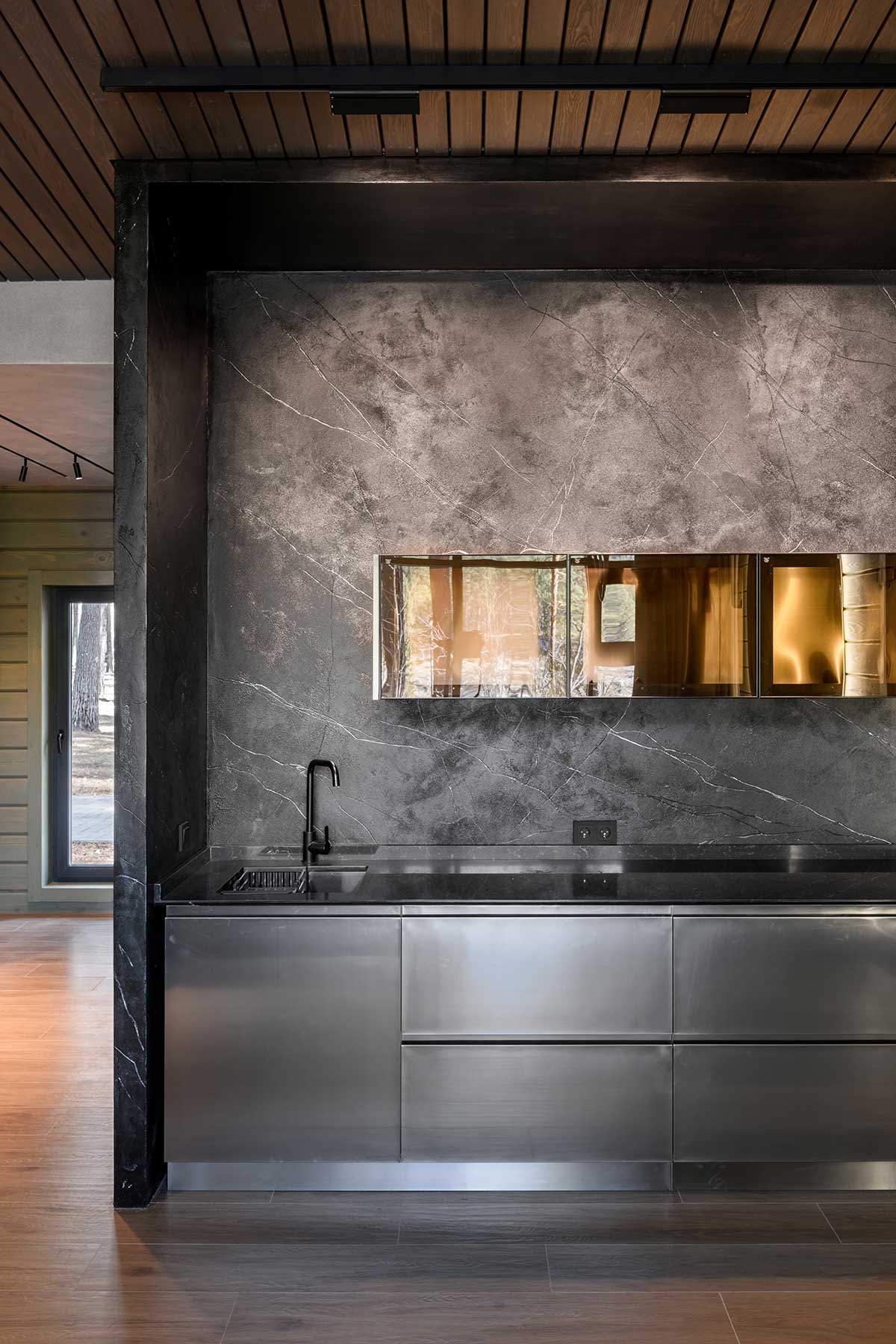 Отель «Хвоя в горах»  5*