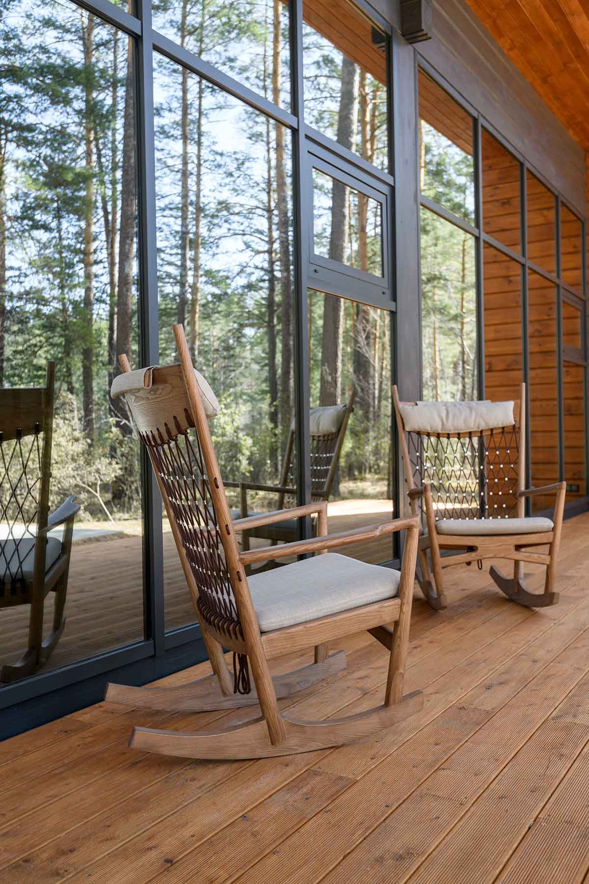 Отель «Хвоя в горах»  5*