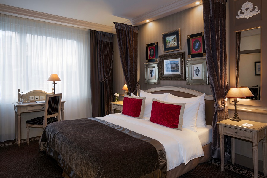 HOTEL ROYAL MANOTEL 4*S