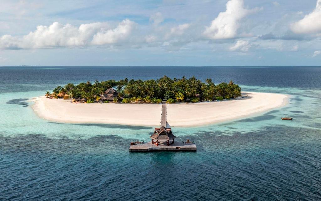 Banyan Tree Vabbinfaru (North Male atoll) 5*
