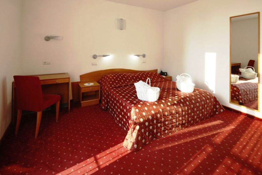 Отель Извир 4*/ Hotel Izvir 4*