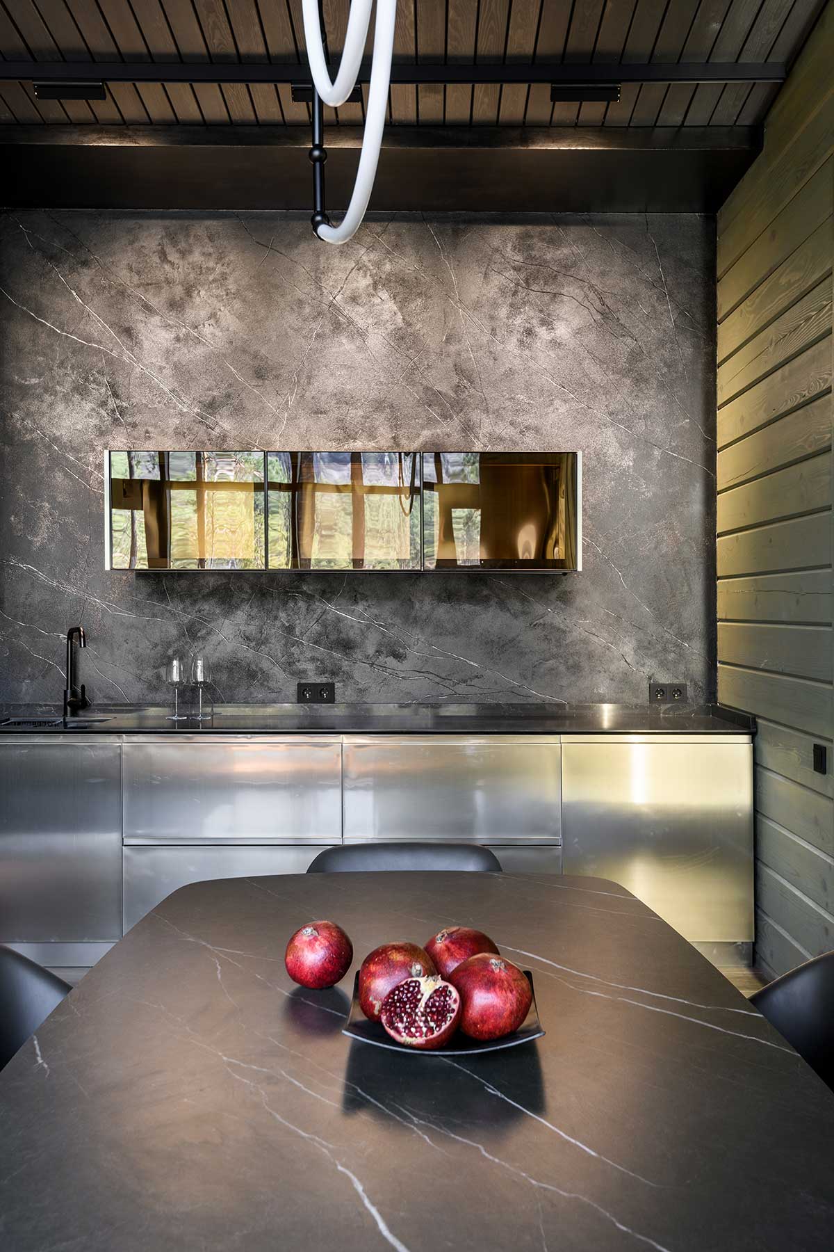 Отель «Хвоя в горах»  5*