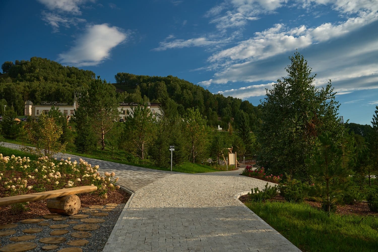 «Шале Алтай Пэлас» 4*