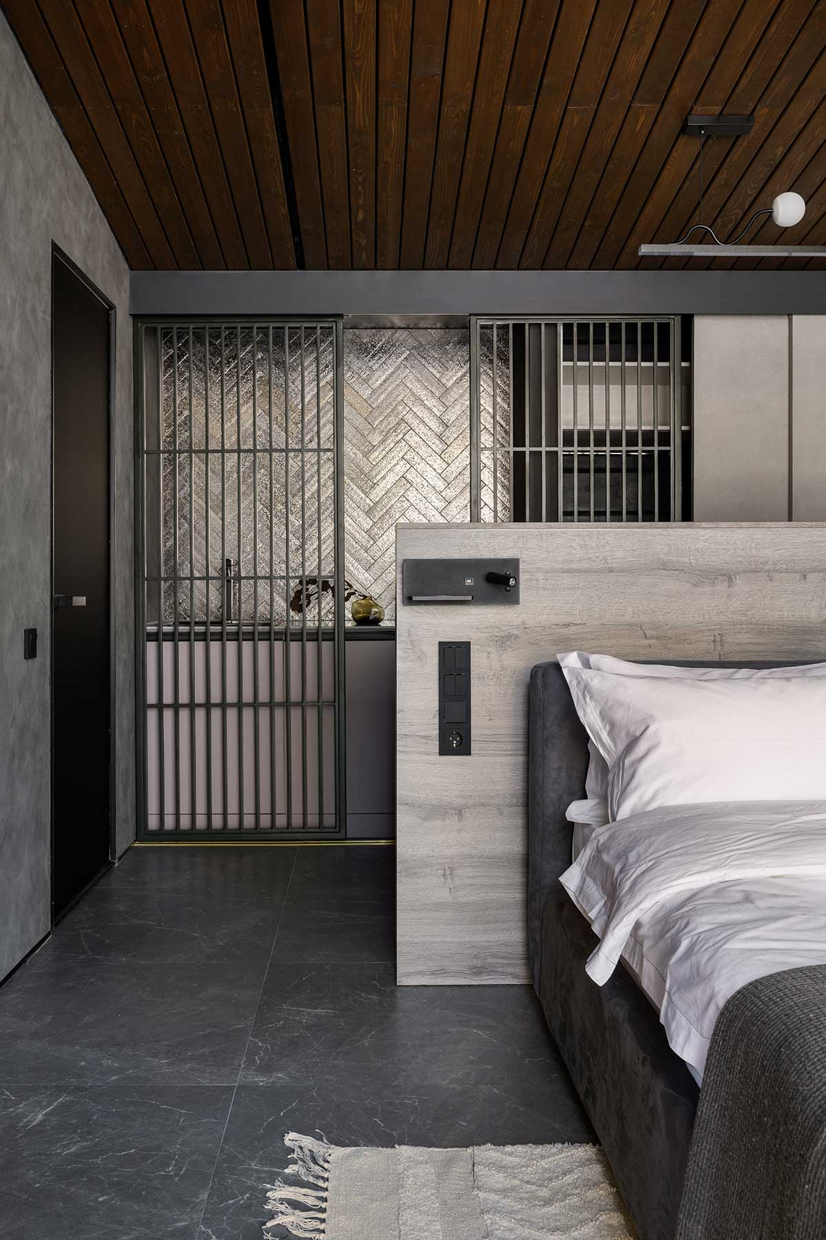 Отель «Хвоя в горах»  5*