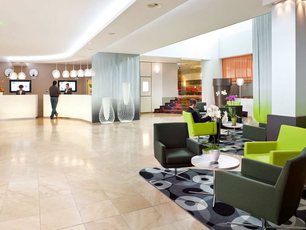 HOTEL NOVOTEL GENEVE CENTRE 4*