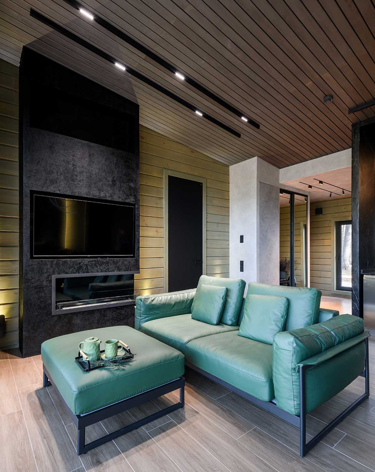 Отель «Хвоя в горах»  5*