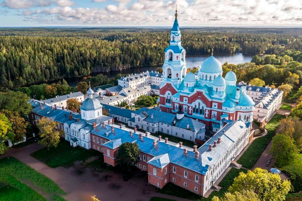 Экскурсионный тур "В краю лесном, в краю озерном" (6 дней/5 ночей)