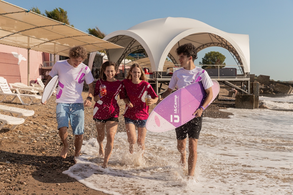 Международный детский молодежный центр «Ай-Кэмп»