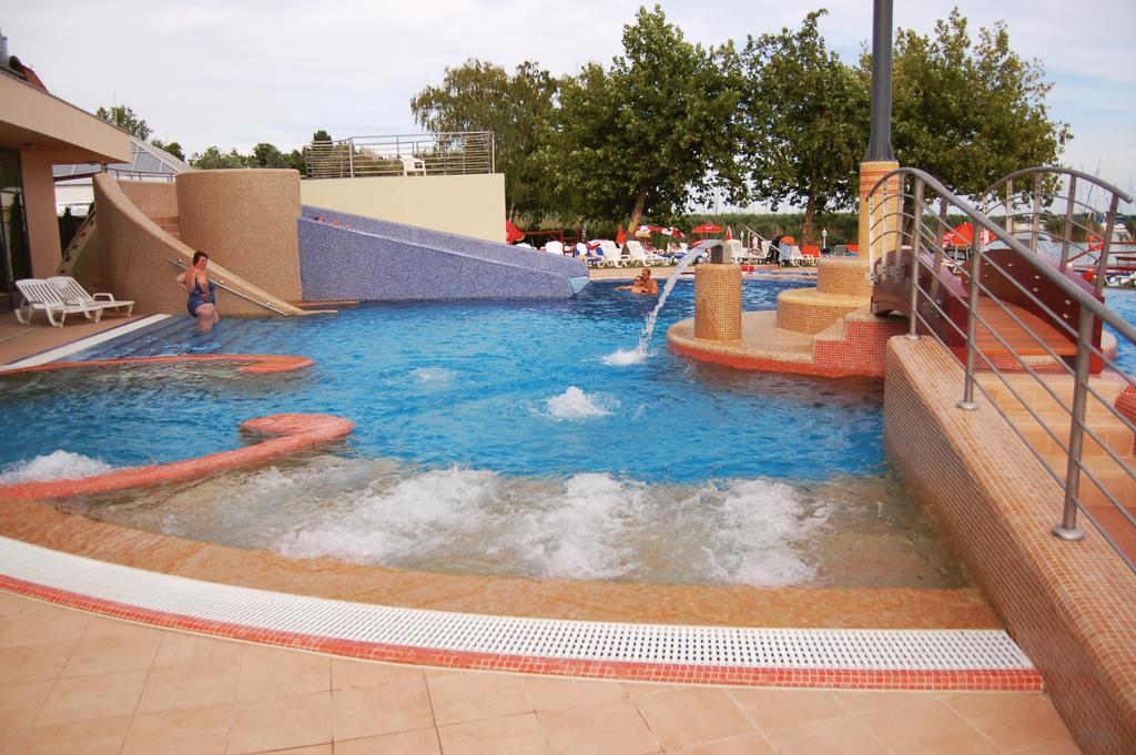 Flamingó Wellness Hotel 4*