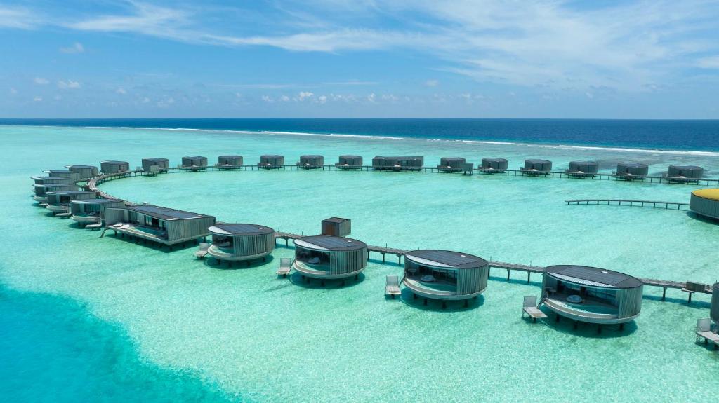 The Ritz-Carlton Maldives, Fari Islands (North Male atoll) 5*