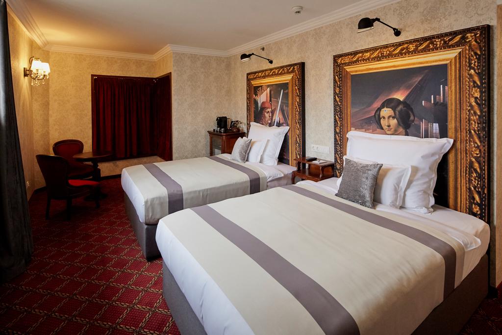 Mystery Hotel Budapest 5*