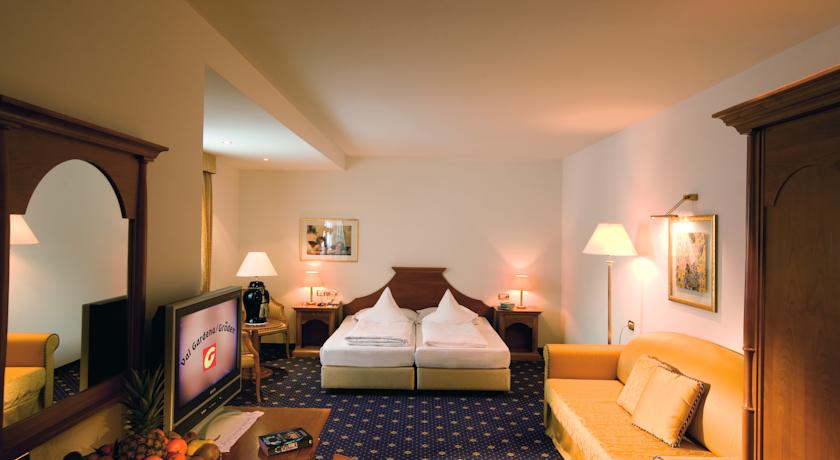 Hotel Aaritz 4 *