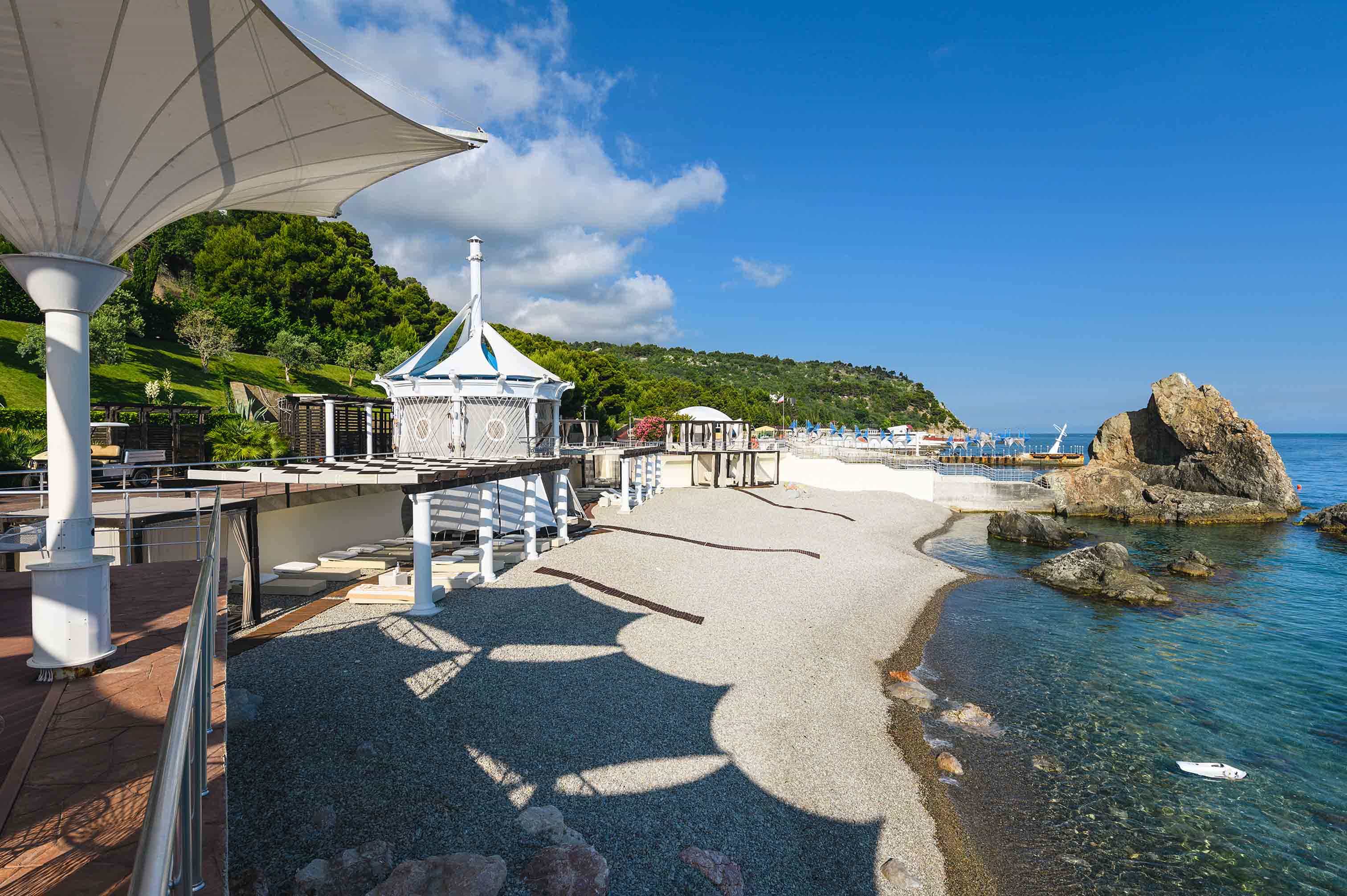 Крымский Бриз Hotel & Villas 5*