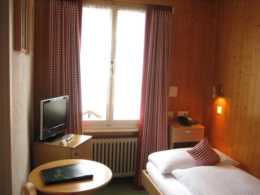 Hotel Bernerhof 3*