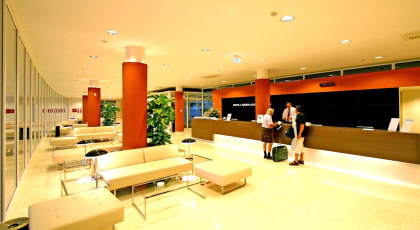 Hotel Laguna Albatros  4 * (ALL)