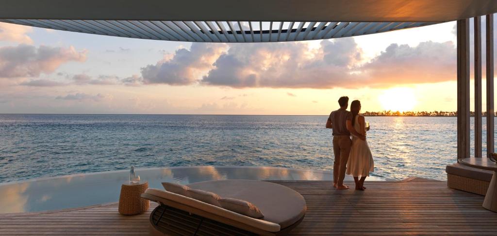 The Ritz-Carlton Maldives, Fari Islands (North Male atoll) 5*