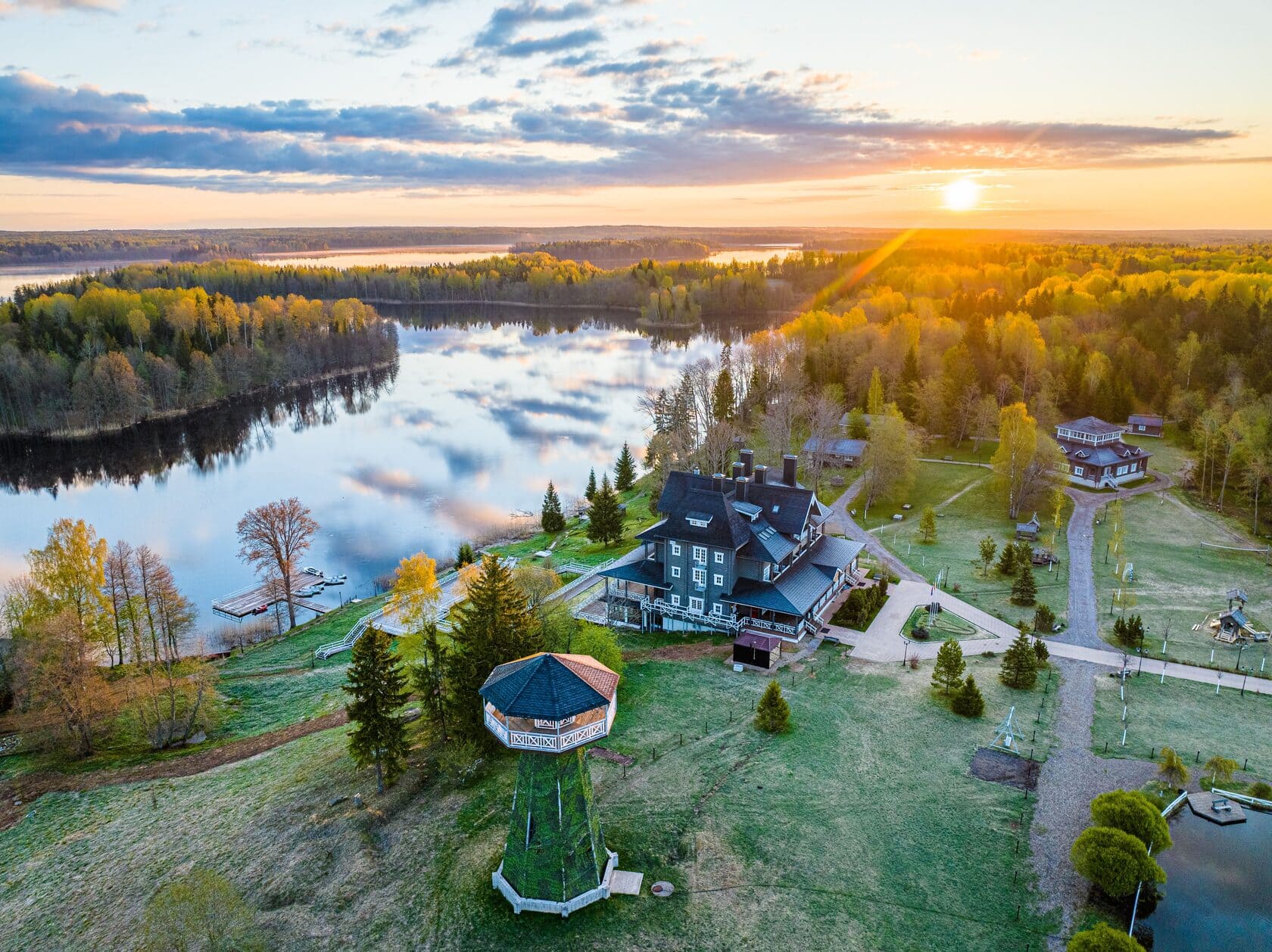 ОТЕЛЬ-УСАДЬБА «ВРЕМЕНА ГОДА» 4*