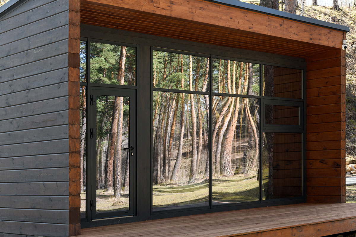 Отель «Хвоя в горах»  5*