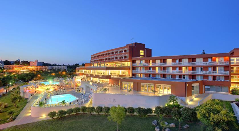 Hotel Laguna Albatros  4 * (ALL)