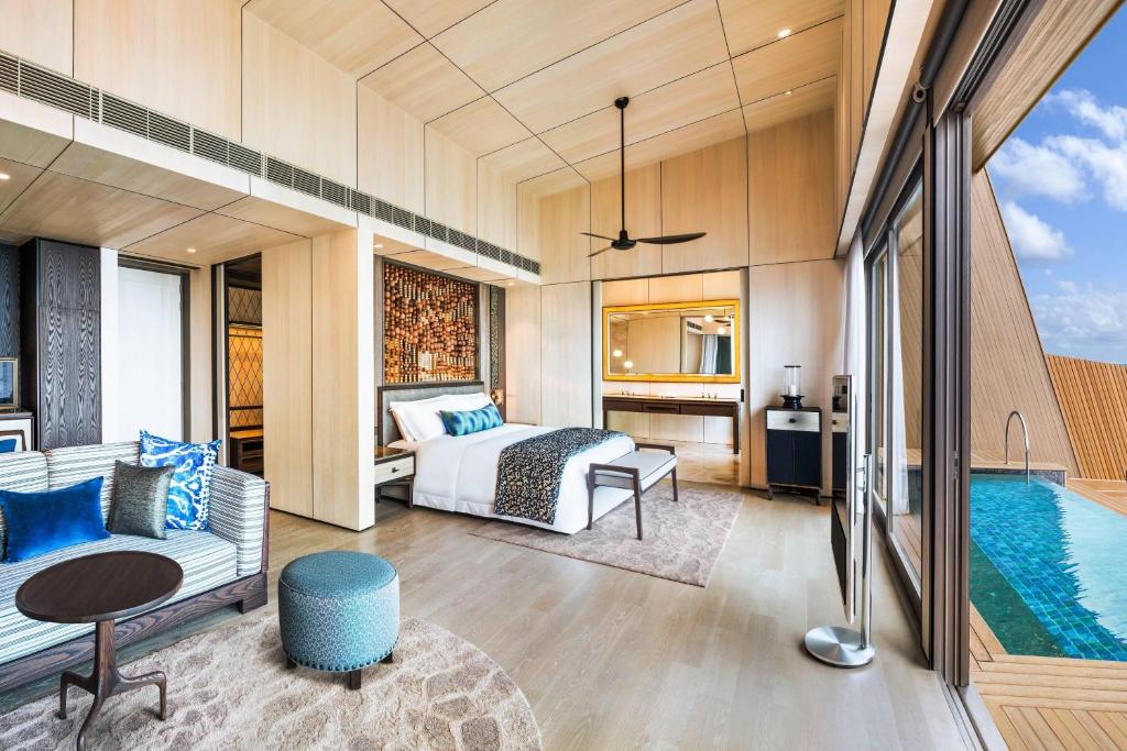 The St. Regis Maldives Vommuli Resort (Dhaalu atoll) 5* The St. Regis Maldives Vommuli Resort (Dhaalu atoll) 5*