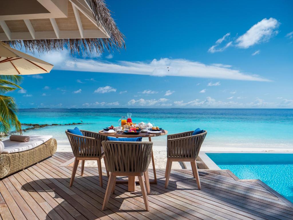 Baglioni Maldives (Dhaalu atoll) 5*