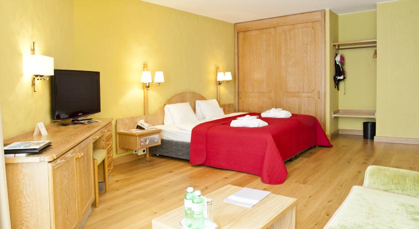 HOTEL ROSATSCH RESIDENCE 4*