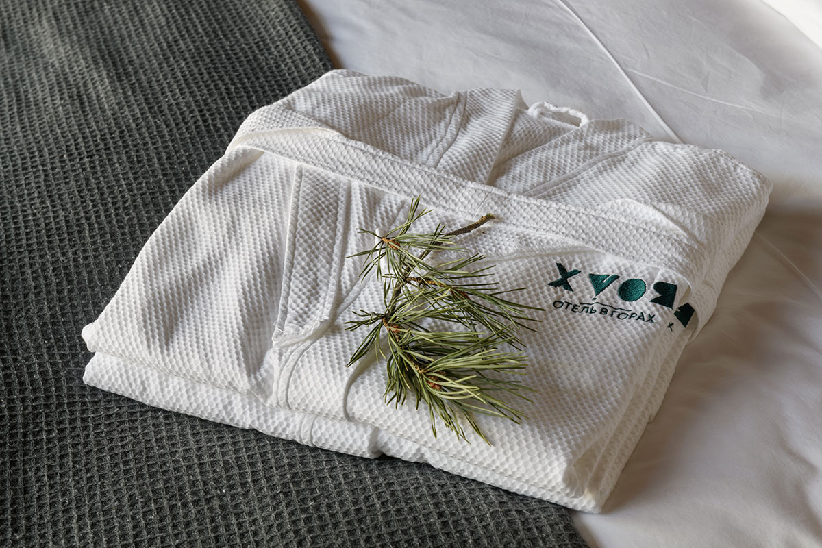 Отель «Хвоя в горах»  5*