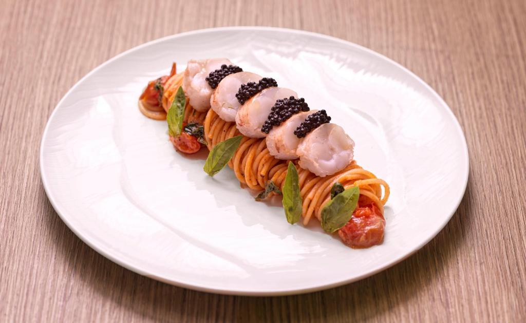 The Ritz-Carlton Maldives, Fari Islands (North Male atoll) 5*