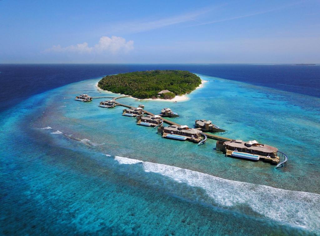 Soneva Fushi (Baa atoll) 5*