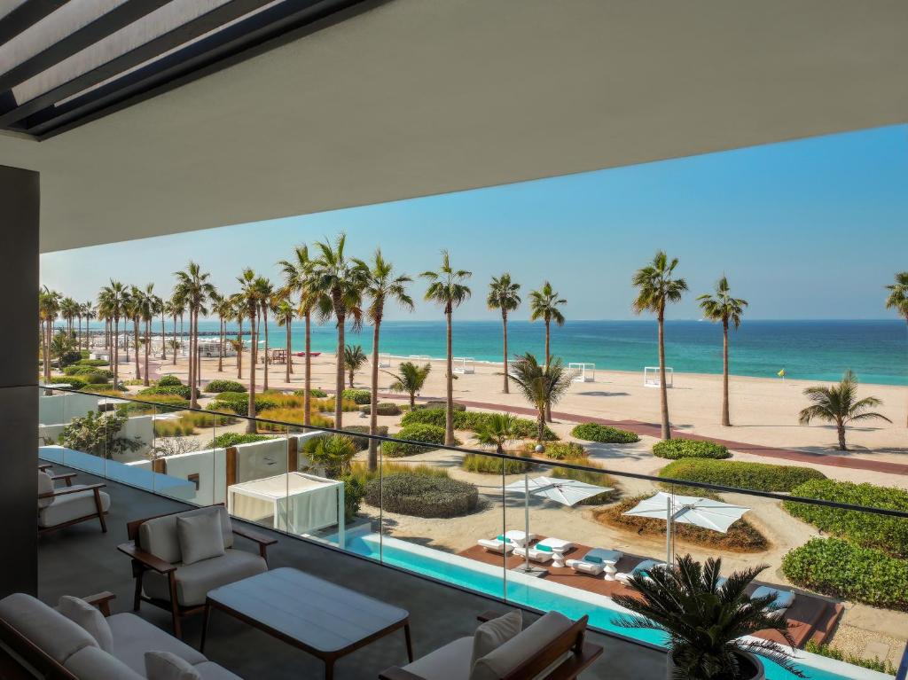 NIKKI BEACH RESORT & SPA DUBAI 5*