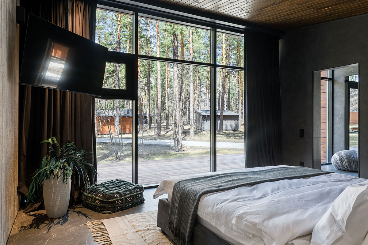 Отель «Хвоя в горах»  5*