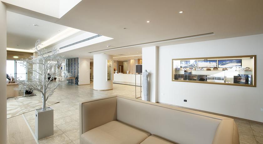 Grand Hotel Paradiso 5 *