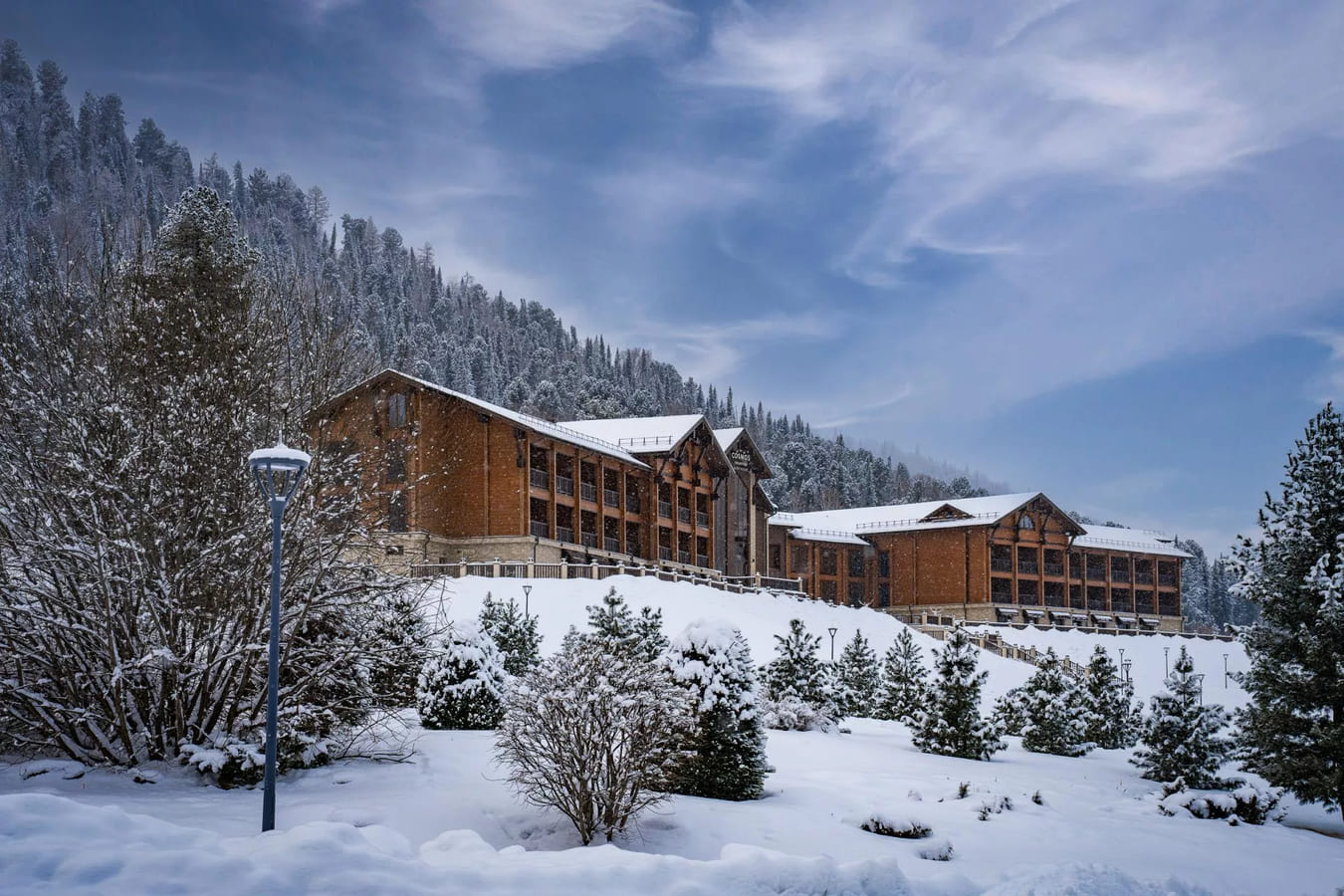 Отель Cosmos Collection Altay Resort 5*