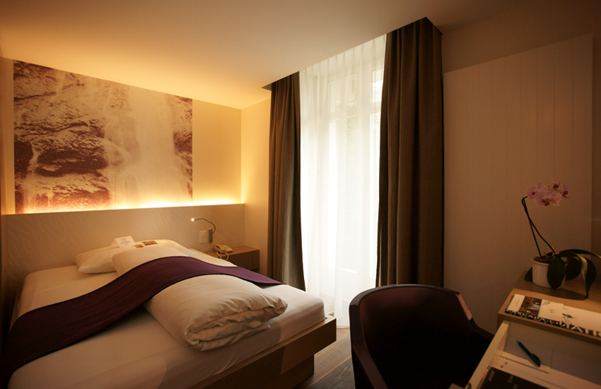 Hotel Cascada Swiss Quality 4*