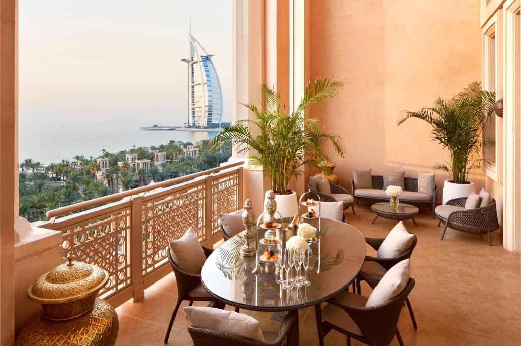 Madinat Jumeirah - Jumeirah Al Naseem 5*