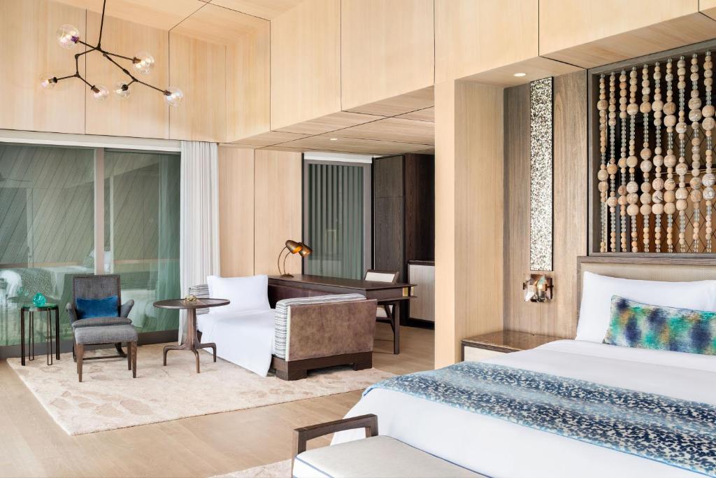 The St. Regis Maldives Vommuli Resort (Dhaalu atoll) 5* The St. Regis Maldives Vommuli Resort (Dhaalu atoll) 5*