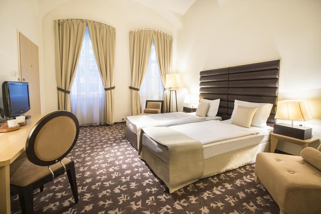 Buda Castle Fashion Hotel 4*