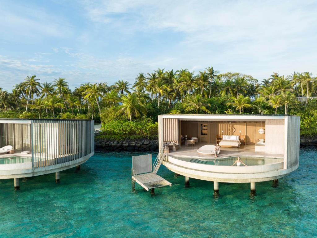 The Ritz-Carlton Maldives, Fari Islands (North Male atoll) 5*