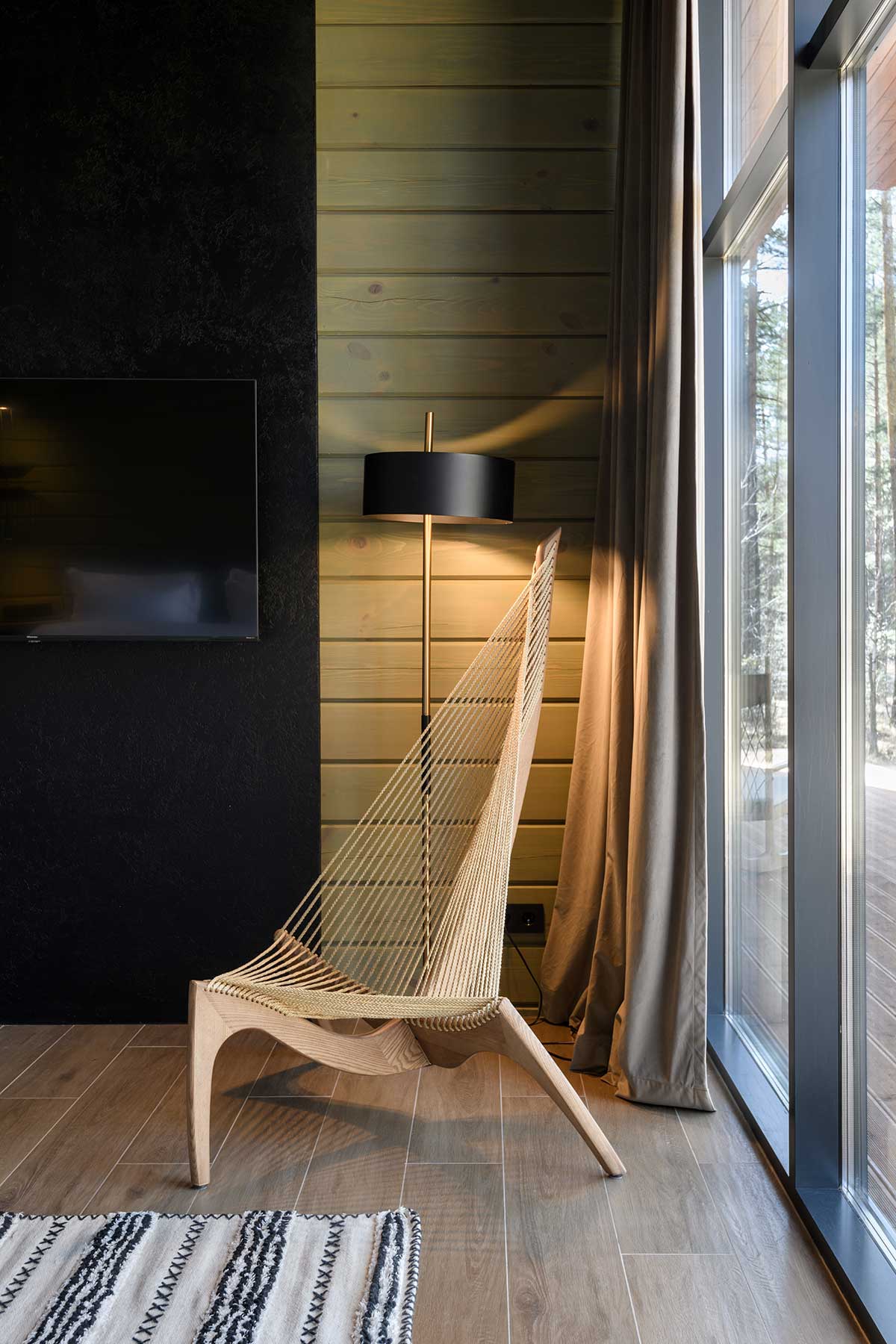 Отель «Хвоя в горах»  5*