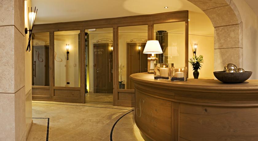 Small Luxury & Spa Hotel Savoy 4 *
