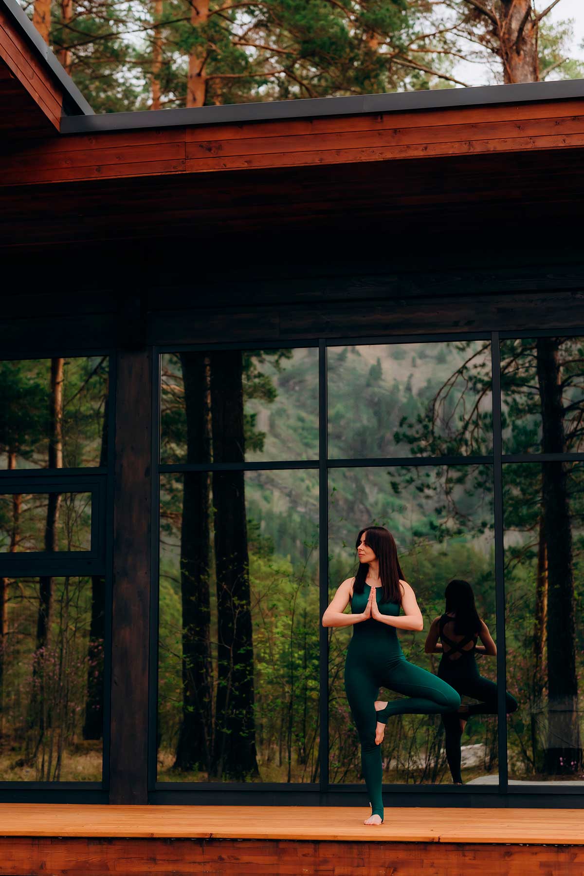 Отель «Хвоя в горах»  5*