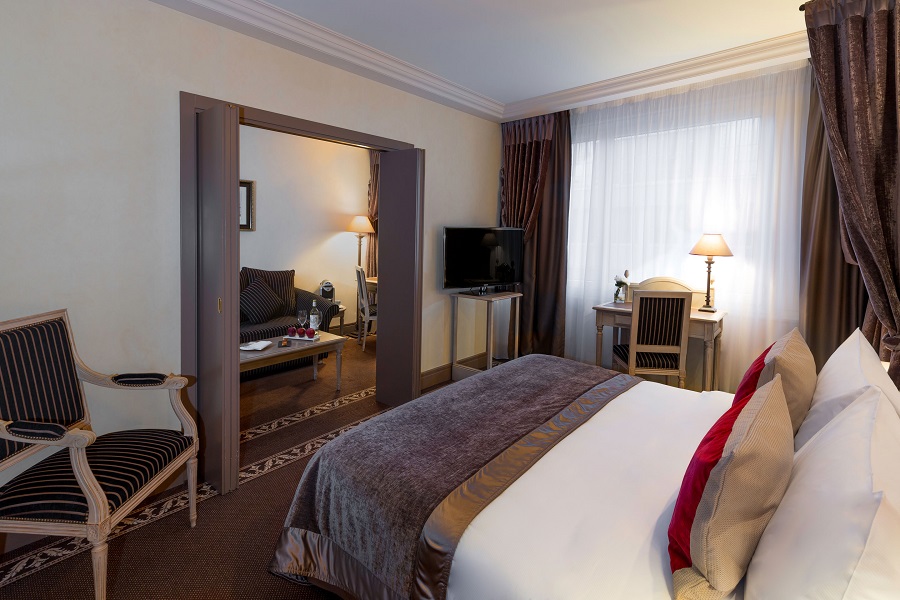 HOTEL ROYAL MANOTEL 4*S