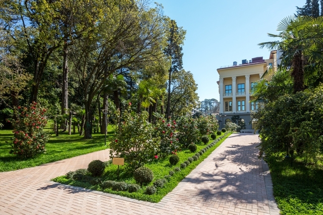 Отель "Swissôtel Resort Sochi Kamelia" 5*