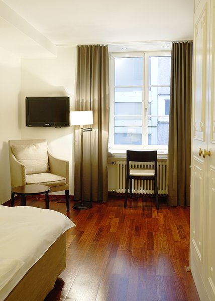 Hotel Helmhaus Swiss Quality 4*