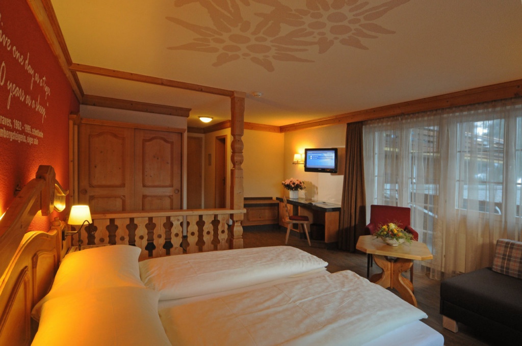 Hotel Kirchbuhl Superior 4*