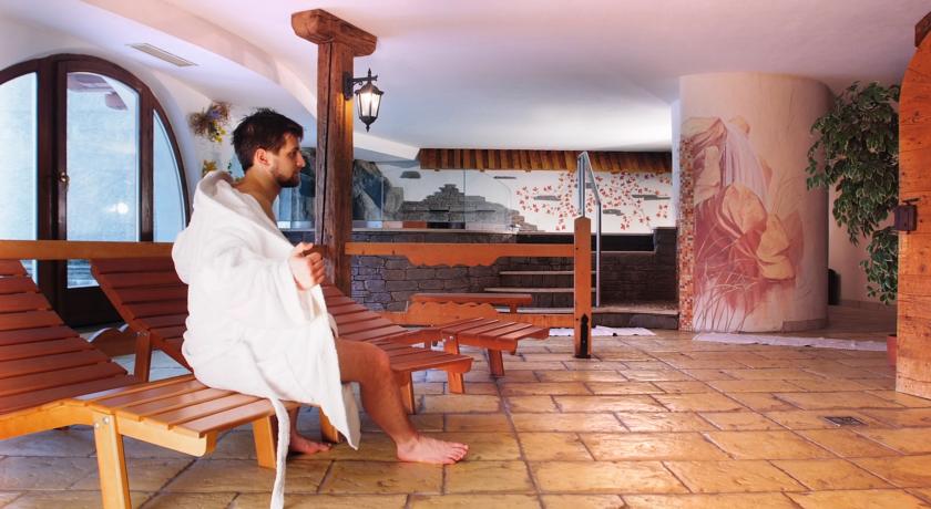 Hotel La Roccia 4*