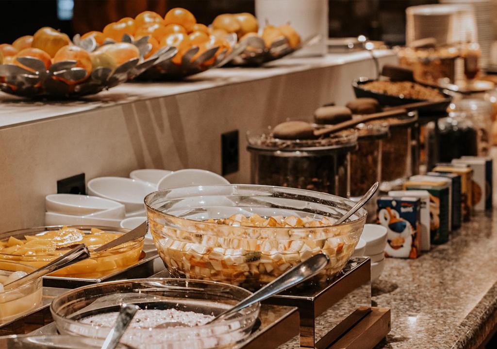 Victoria Hotel & Residence 5*